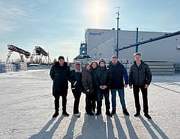 Оконные дилеры из Челябинска побывали на заводе «ЭксПроф» class= Оконные дилеры из Челябинска побывали на заводе «ЭксПроф»