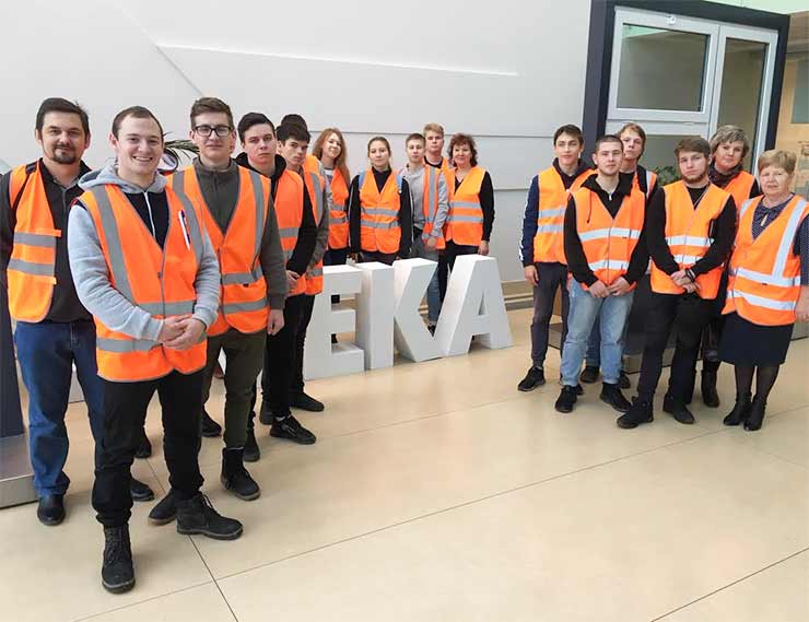 VEKA Rus: забота о молодежи – вклад в будущее компании