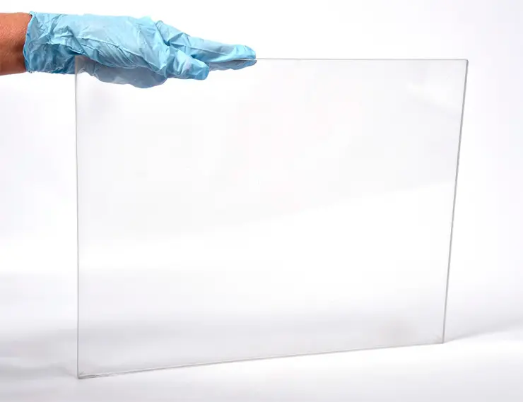 Ученые  изобрели «прозрачный алюминий», который не является ни стеклом, ни металлом