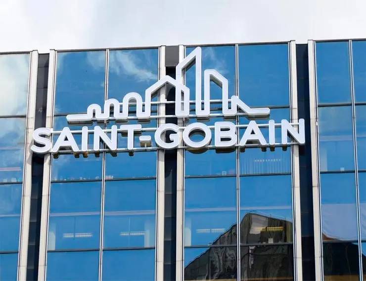 Saint-Gobain продает два завода по переработке стекла в Германии