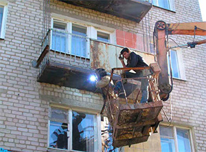 В Петербурге вновь падают балконы