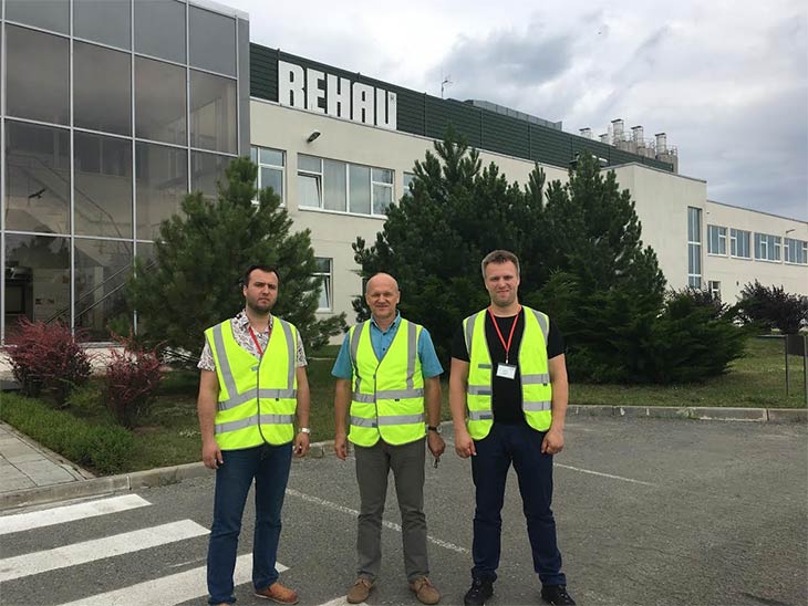Завод REHAU в Гжели открыл свои двери для партнеров из Красноярска