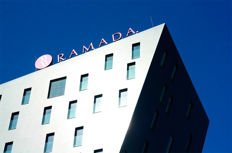 Высокотехнологичные решения Roto для отеля Ramada Innsbruck, Австрия