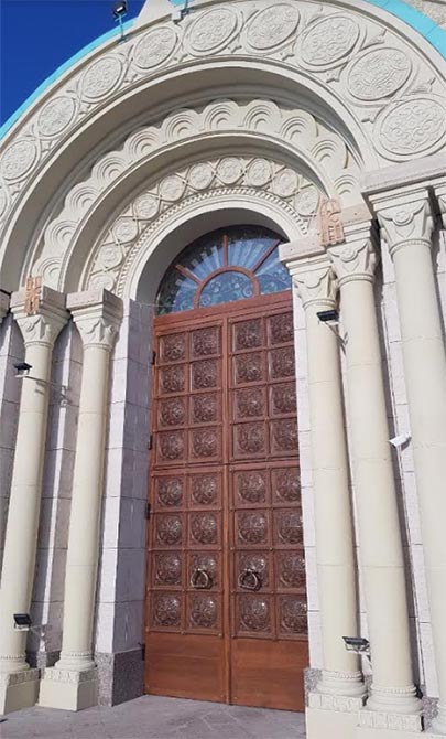 Окна с фурнитурой Winkhaus в Софийском соборе Самары