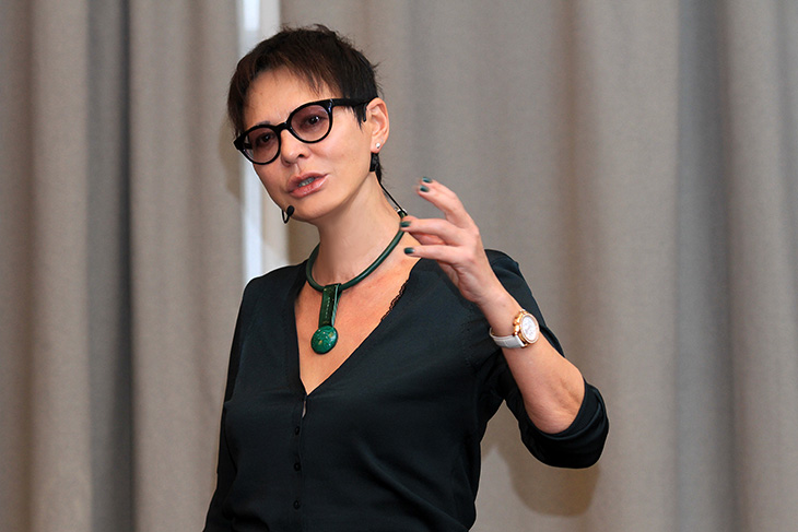 Экономист, публицист, бизнес-тренер Ирина Хакамада – спикер Форума STiS 2017