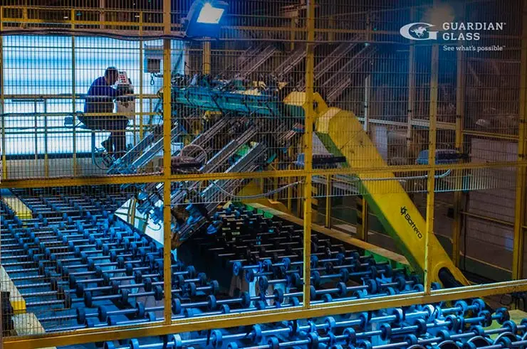  «Завод в Рязани производит 800 тонн стекла в сутки». Интервью с директором по маркетингу Guardian Glass в России и СНГ Максимом Колдышевым