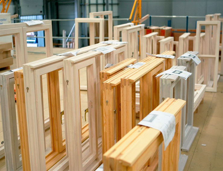 На Кубани на торги выставили имущество предприятия по производству деревянных оконных блоков  