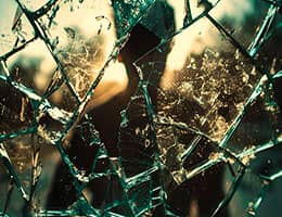 Почти тысячу окон заменили после атаки дронов в Адыгее class= Почти тысячу окон заменили после атаки дронов в Адыгее