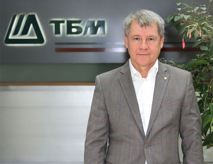 Генеральный директор компании «ТБМ» поздравляет всех с наступающим Новым годом!