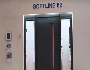 Входная дверь SOFTLINE 82 MD с заполнением ADECO