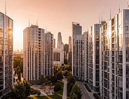 Власти Москвы: реновацию можно расширить за счет более высоких домов class= Власти Москвы: реновацию можно расширить за счет более высоких домов