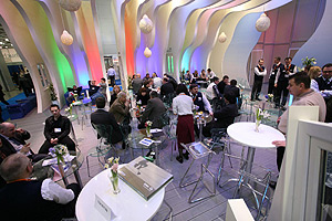 Deceuninck принял участие в выставке MosBuild 2009 и представил свою новую оконную систему «Форвард»