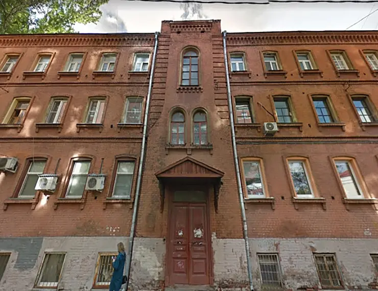 В Москве отремонтируют более 20 домов с уникальными окнами