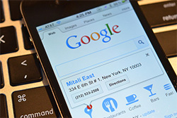 Google будет показывать отдельную выдачу для мобильных устройств