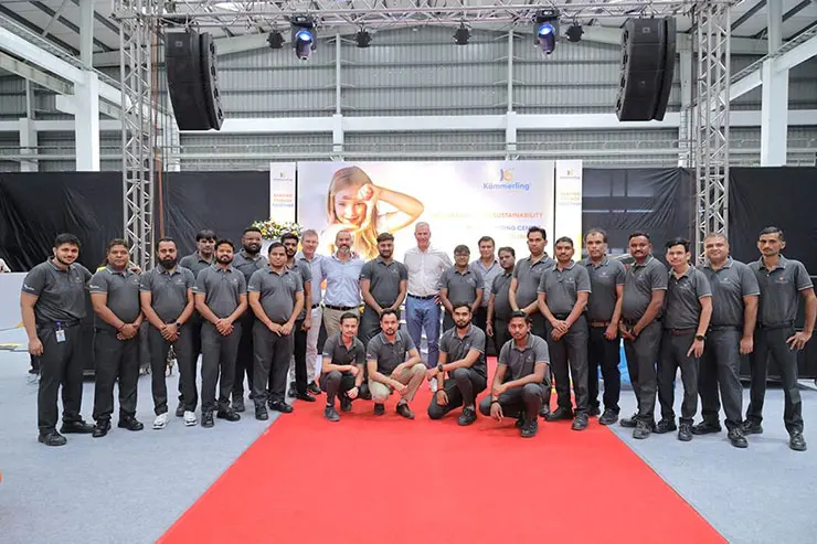 На церемонии открытия смесительной установки в Индии На церемонии открытия смесительной установки в Индии