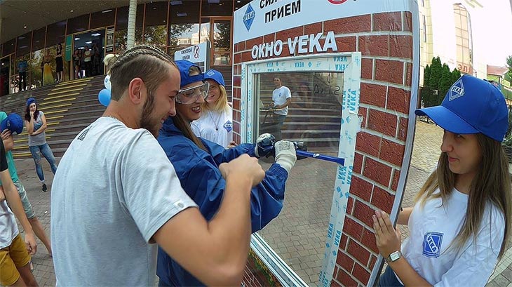 Симферопольцы испытали окна VEKA на прочность