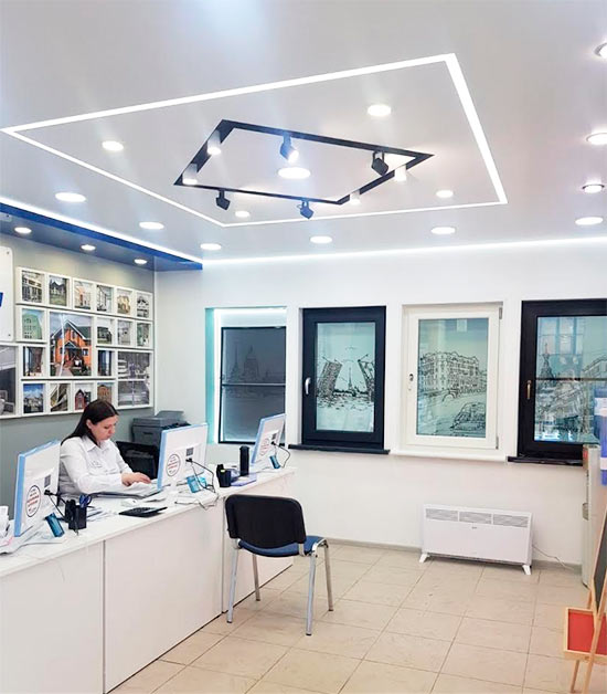 Компания «Окна Петербурга» открыла новый салон продаж возле метро «Проспект Просвещения»