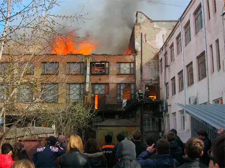 Пожар на фабрике-кухне в 2013 году